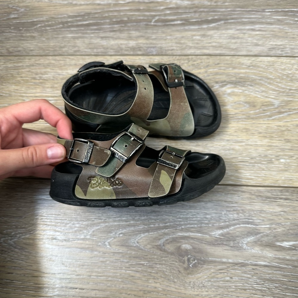 Boys Toddler Birkenstocks Camo Sandals Sz S 24